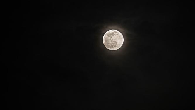 月亮月球长焦实拍镜头