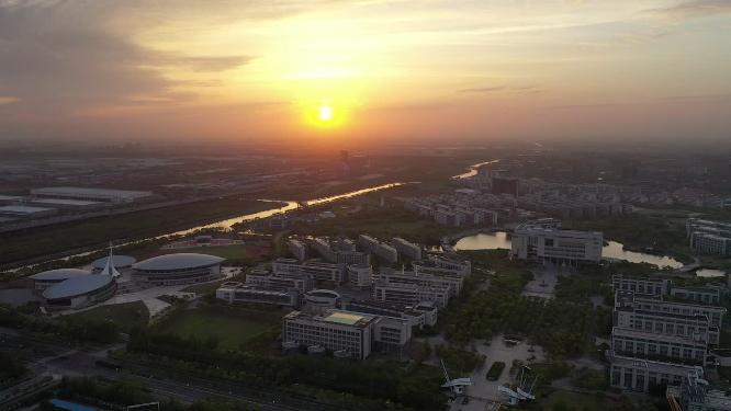 上海科技大学