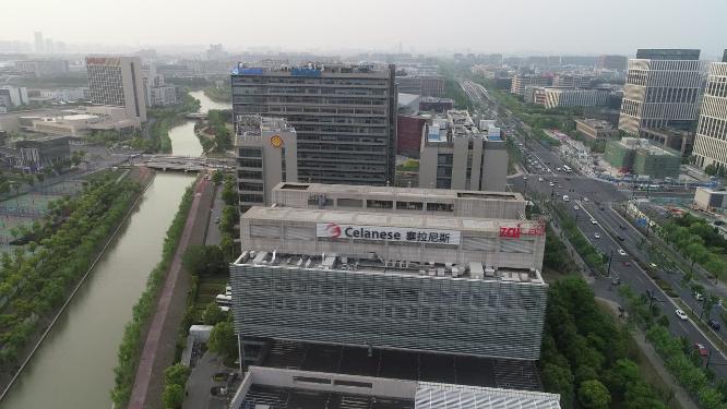 上海科技大学