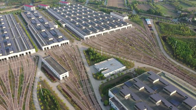 轨道交通川杨河基地车辆段太阳能板