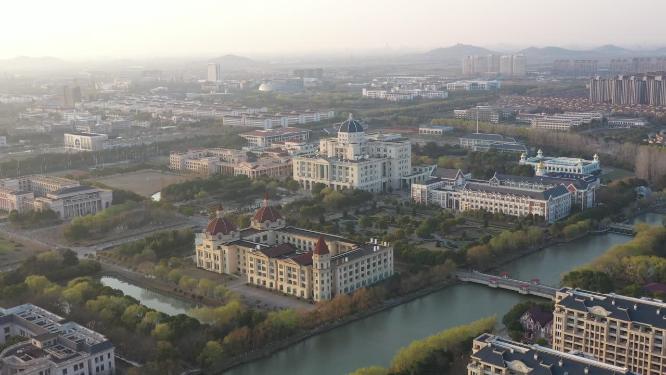 上海外国语大学