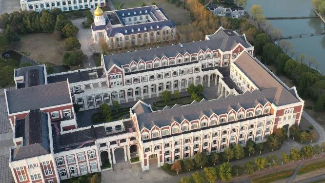 上海外国语大学