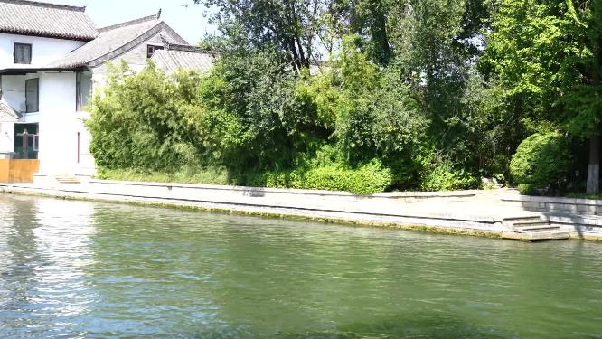 山东省济南市天下第一泉大明湖公园景区景色