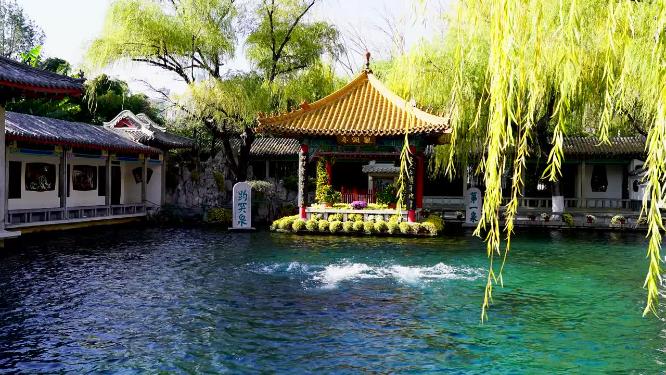 山东省旅游城市泉城济南天下第一泉景区趵突泉公园游客视角实拍4K视频
