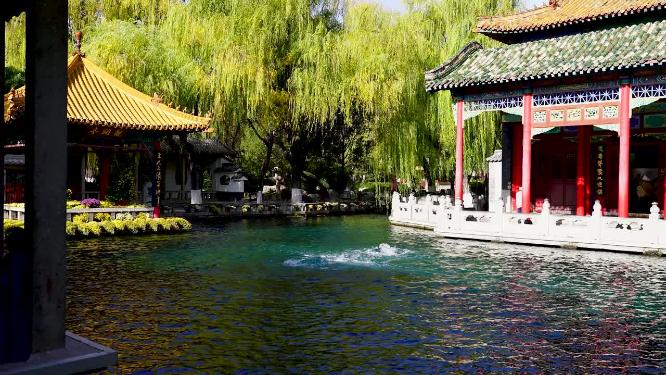 山东省旅游城市泉城济南天下第一泉景区趵突泉公园游客视角实拍4K视频