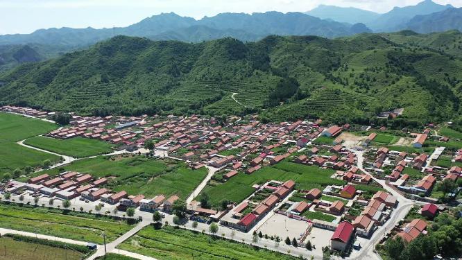 航拍新农村  乡村振兴   绿水青山