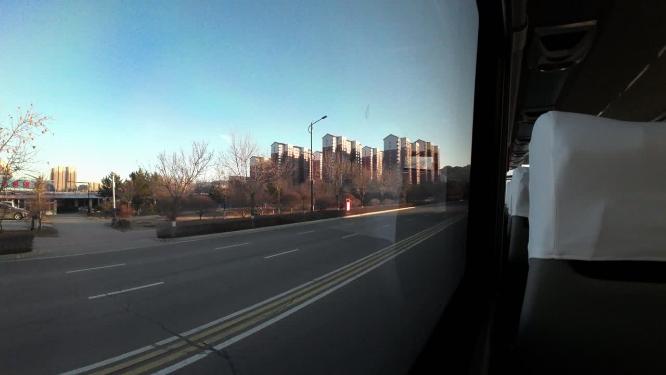 车窗外风景