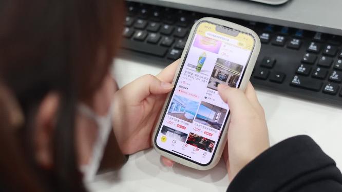 青少年沉迷游戏 孩子玩游戏