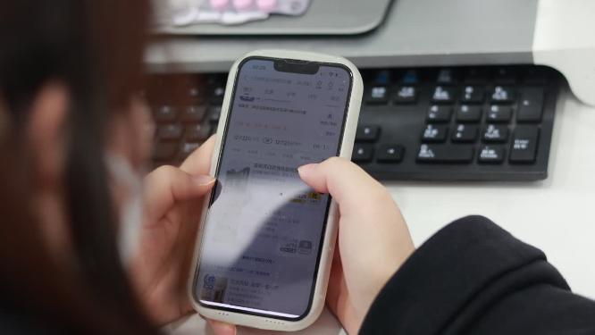 青少年沉迷游戏 孩子玩游戏