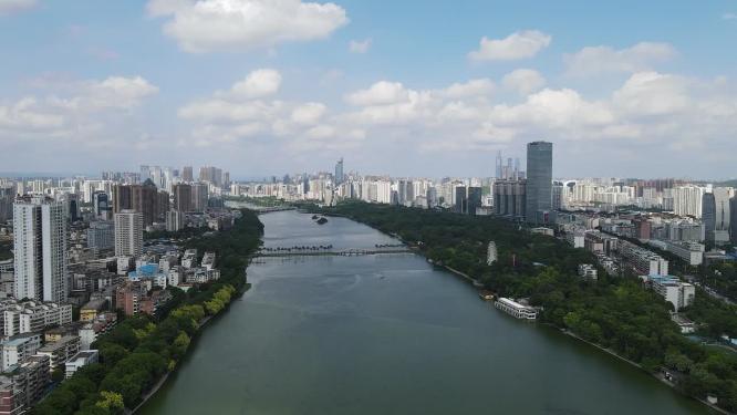 航拍广西南宁南湖城市风景蓝天白云天际线