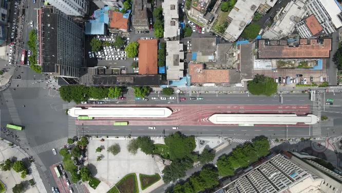 航拍广西南宁城市快速公交BRT城市交通