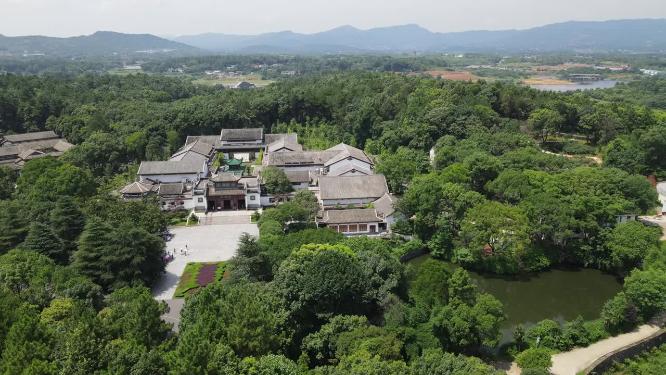 航拍湖南长沙刘少奇纪故居5A旅游景点念馆