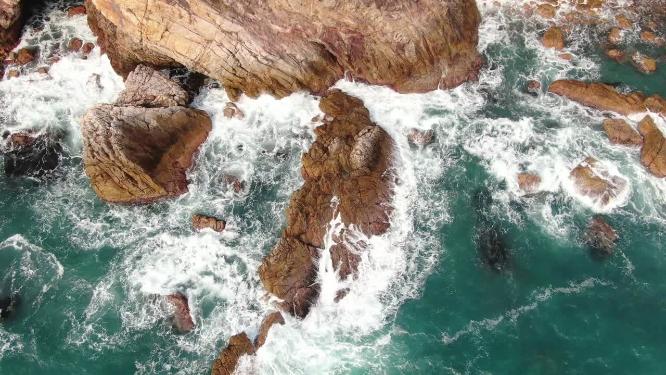 大海海浪沙滩礁石岛屿航拍