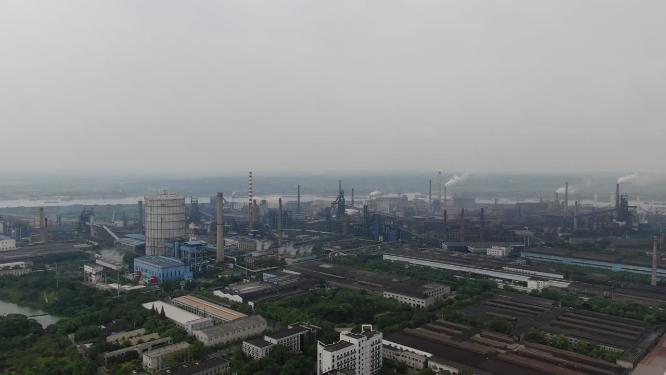 工业生产工厂烟冲炊烟航拍
