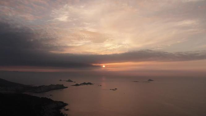 海平面大海海上日出彩霞航拍