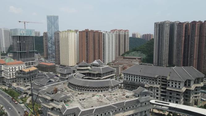 贵州贵阳城市风光花果园高楼交通航拍