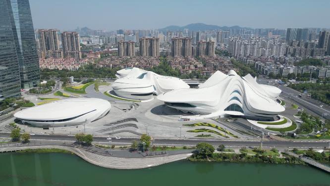 湖南长沙地标梅溪湖金茂双塔文虎艺术中心