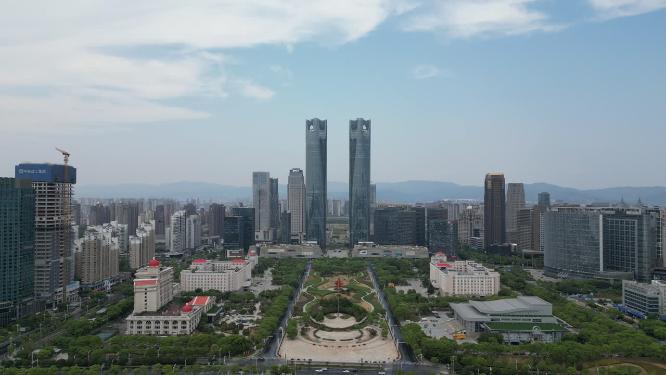 江西南昌绿地双子塔地标航拍