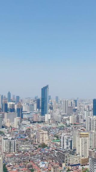 城市航拍湖北武汉城市交通竖屏