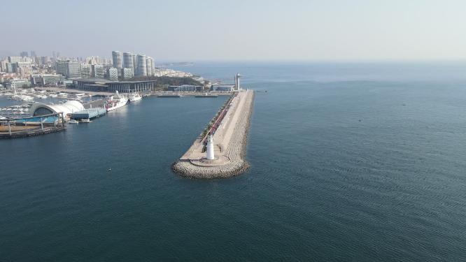 大海海浪沙滩自然风景航拍