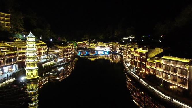 航拍湖南湘西凤凰古城夜景灯光