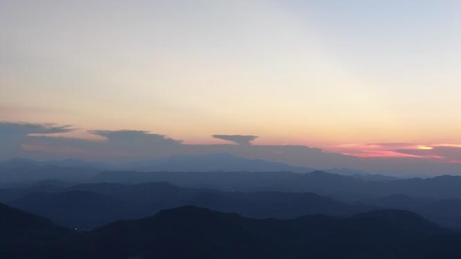 山川日落晚霞夕阳火烧云航拍