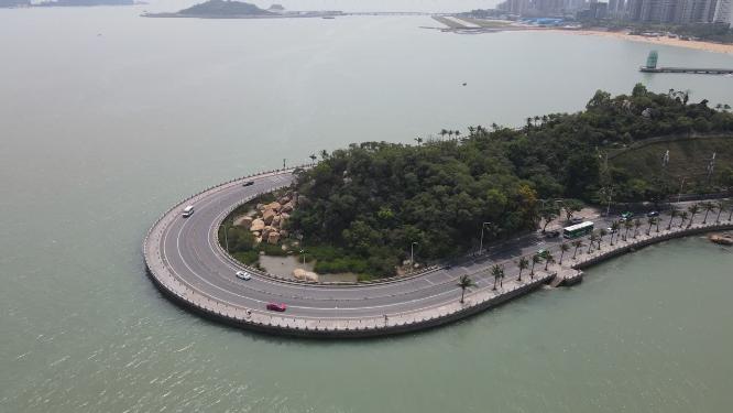 广东珠海情侣公路航拍
