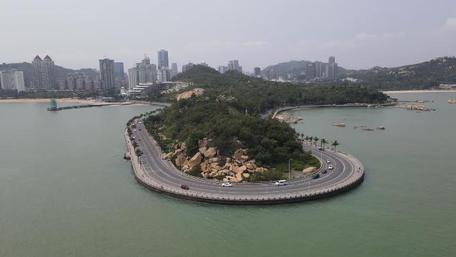 广东珠海情侣公路航拍