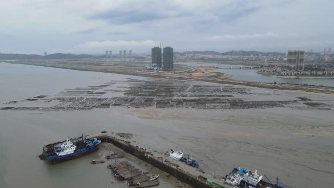 海边渔船航拍