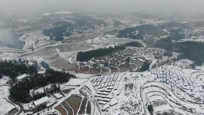 航拍冬天南方雪景