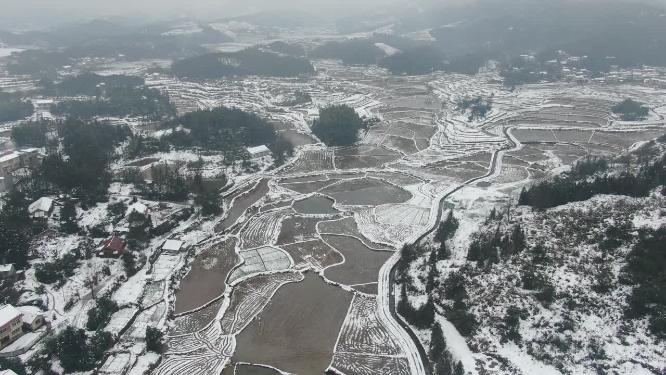 航拍冬天南方雪景