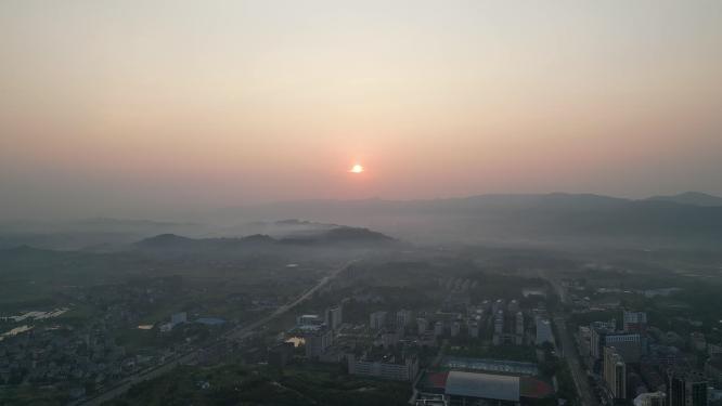 航拍清晨山川日出迷雾