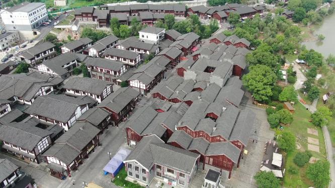 南方青砖绿瓦古建筑航拍
