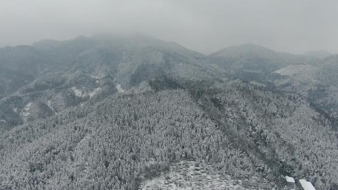 山川丘陵农田雪景航拍