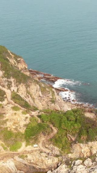 大海海浪沙滩礁石航拍