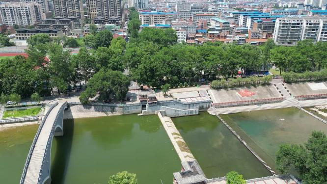 航拍湖北南漳县城市建设