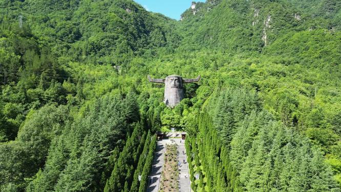 航拍湖北神农架神农坛