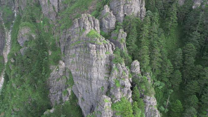 大自然奇山山川石头航拍