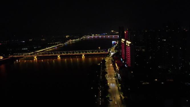 航拍湖北襄阳城市夜景交通