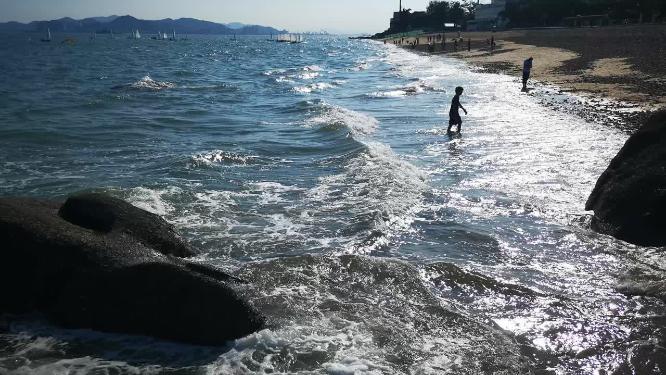 大海海浪沙滩风景