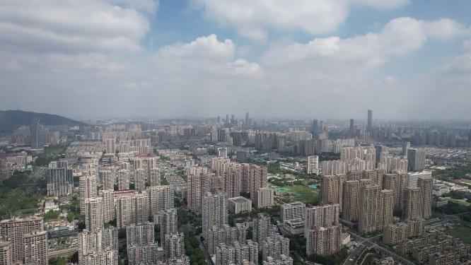 江苏无锡城市蓝天白云天际线航拍
