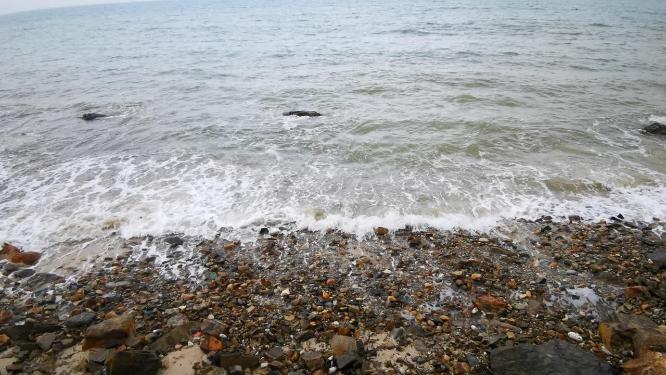 大海海浪沙滩自然风景航拍