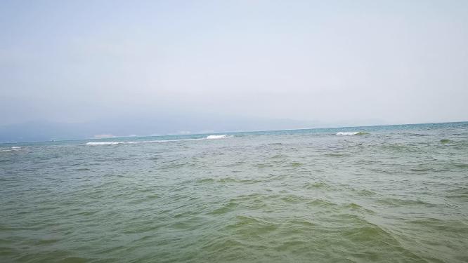 大海海浪沙滩自然风景航拍