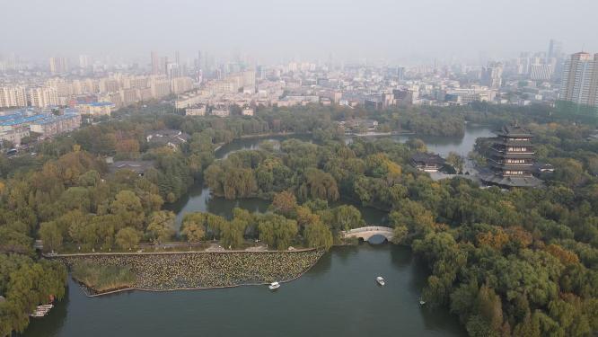 山东济南大明湖风光航拍