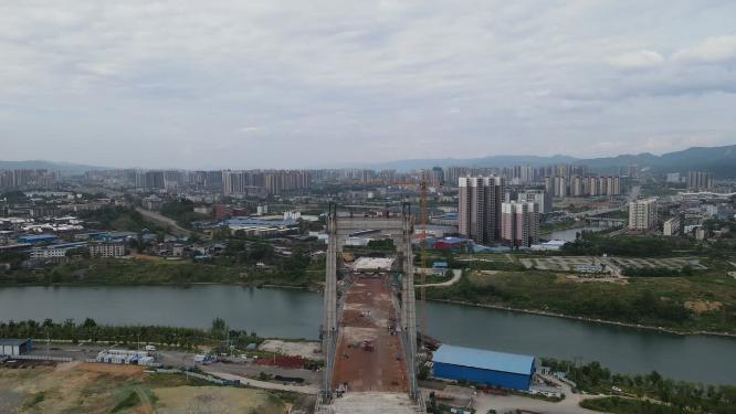 城市在建跨河大桥航拍