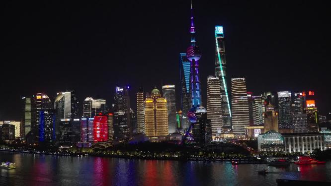 中国上海，国际著名都市，黄昏繁华的外滩、陆家嘴景色