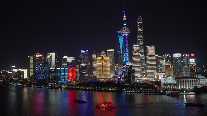 中国上海，国际著名都市，黄昏繁华的外滩、陆家嘴景色
