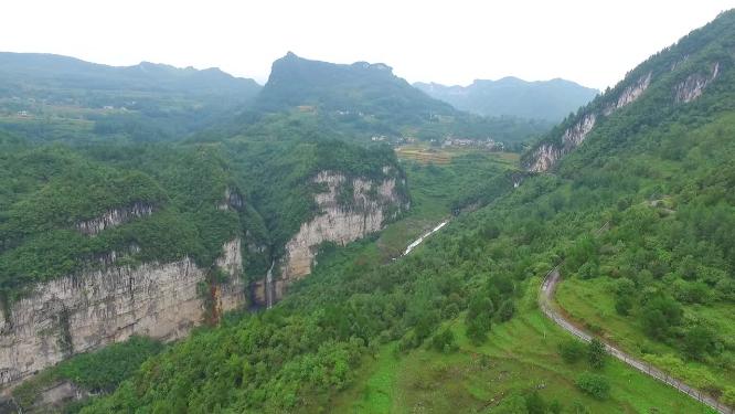 龙山