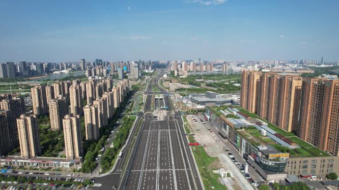 杭州钱塘快速路下沙路高楼大厦城市风景航拍
