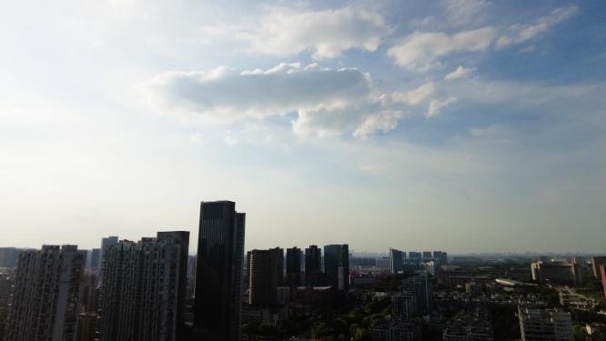 城市蓝天白云延时摄影视频素材